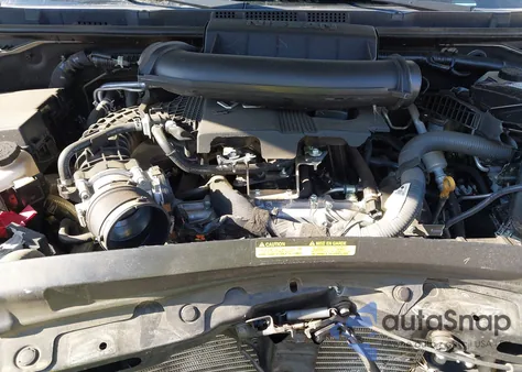 2022 Nissan Frontier Sv 4X4 z USA, uszkodzony, nr VIN 1N6ED1EK6NN674493